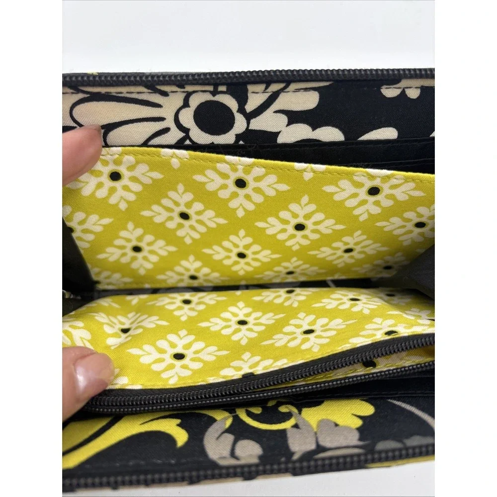 Vera Bradley Accordion Wallet‎ BAROQUE Accordian